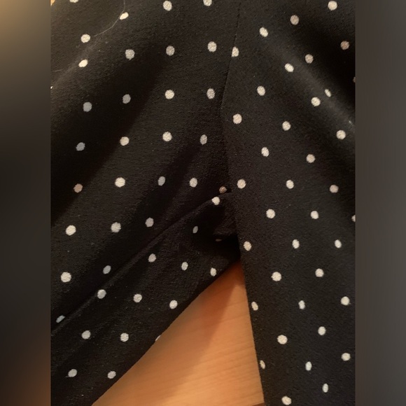 Ann Taylor Long Sleeve Black And White Polka dot Scoop Neck Blouse Size Small - Picture 4 of 7